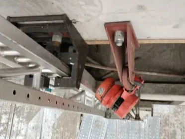 爬架電動葫蘆的提升原理和懸掛位置